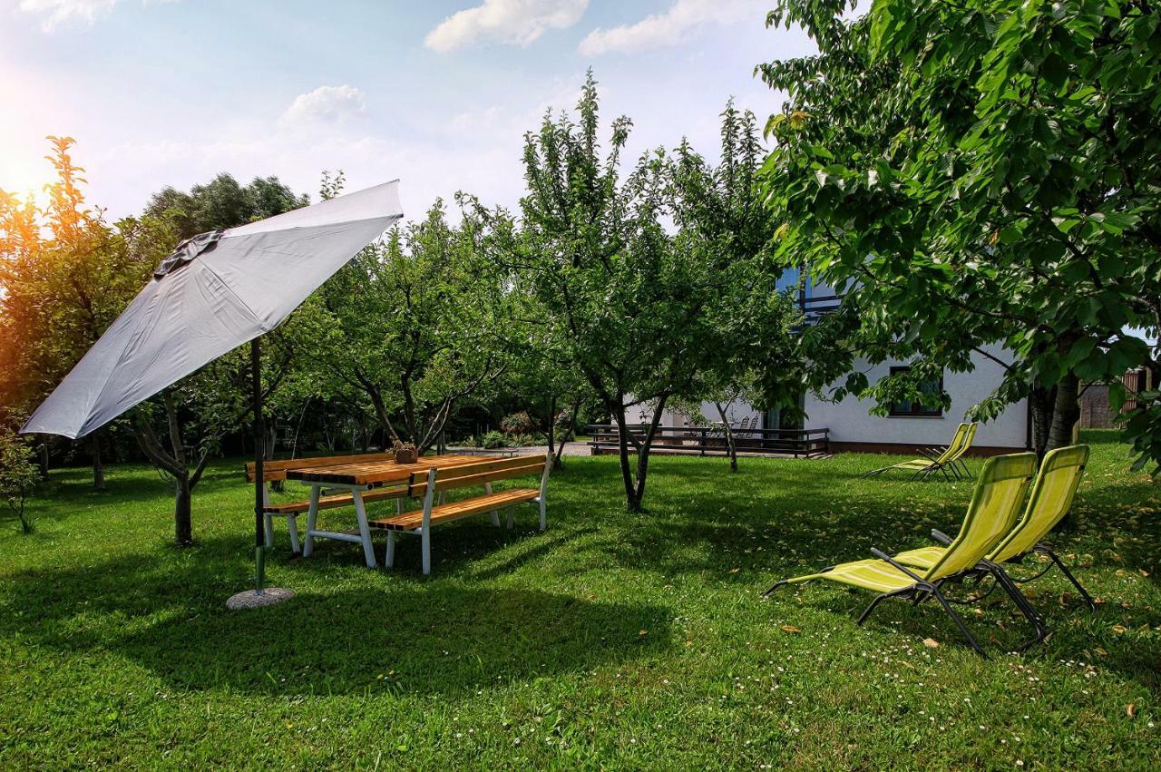 Lagom Apartments Drežnik Grad Exteriör bild